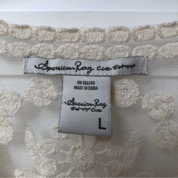 American Rag Cie cream lace embroidered tunic length top 3/4 sleeve L - Picture 2 of 8